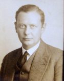08-Matts-August-Sovelius-1895-1945-T216-T412